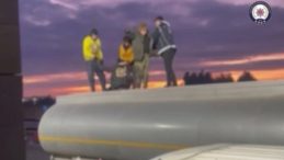 Diyarbakır'da tankerin &ouml;zel b&ouml;lmelerinde 32 ka&ccedil;ak g&ouml;&ccedil;men yakalandı! 4 organizat&ouml;r tutuklandı