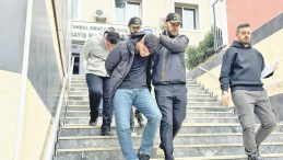 Dolandırıcı Kendini İhbar Edince Yaşlı Kadın Parasını Kurtardı