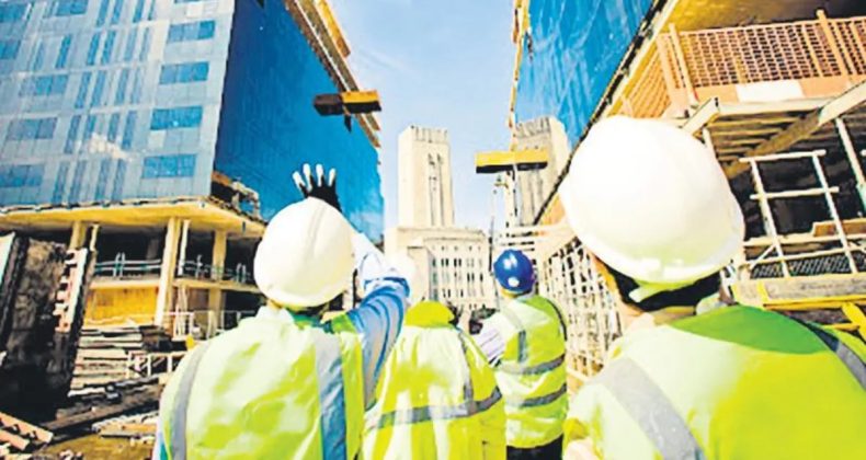 D&uuml;nya İkincisi M&uuml;teahhitlere &Ouml;d&uuml;l T&ouml;reni