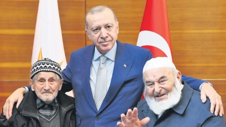 D&uuml;zceli Dedelerden Başkan&rsquo;a Helallik