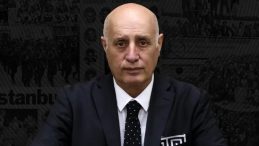 Ecmel Faik Sarıalioğlu&rsquo;ndan İstanbulspor&rsquo;un 100. yılına &ouml;zel mesaj!