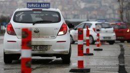 Ehliyet Sınavında 'Var' Sistemi! Bakanlık Yeni D&uuml;zenleme &Uuml;zerinde &Ccedil;alışıyor&hellip; "Neden Kaldım?" Tartışmaları Son Buluyor