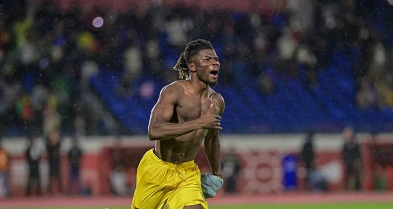 El Bilal Toure attı, Mali penaltılarla turladı