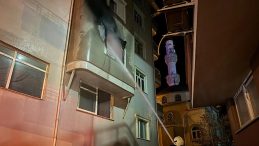 Elektrikli Soba Alev Aldı: Aile &Ccedil;ocuklarını Son Anda Kurtardı!