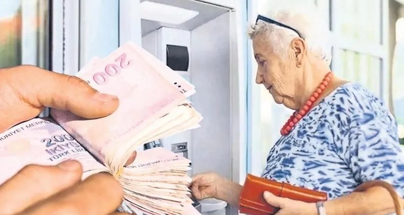 Emeklilerden maaş d&uuml;zenlemesi talebi
