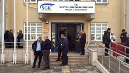 Emekliliği Reddedilince SGK Avukatını Vurdu