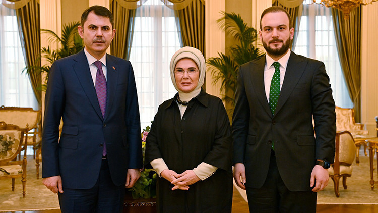 Emine Erdoğan, Bakan Kurum ve Ağırbaş'ı kabul etti
