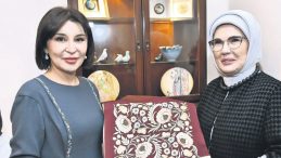 Emine Erdoğan, Mirziyoyeva ile Ankara Palas M&uuml;zesi&rsquo;ni gezdi