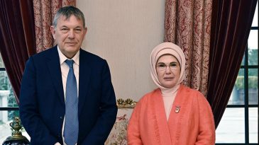 Emine Erdoğan, UNRWA Genel Komiseri Lazzarini ile G&ouml;r&uuml;şt&uuml;