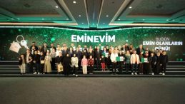 Eminevim 2026'nın İlk Tapu Teslim T&ouml;reninde &Uuml;yeleriyle Buluştu