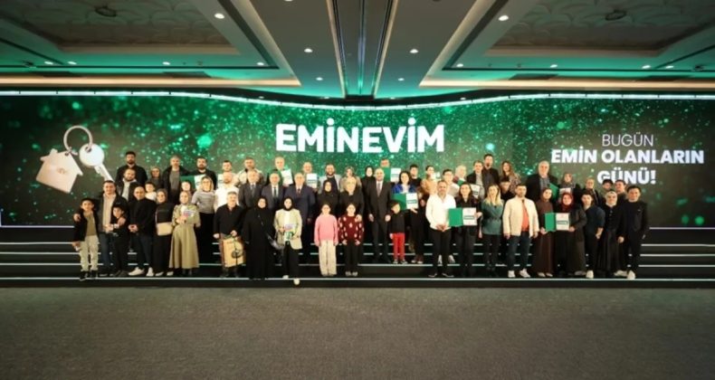 Eminevim 2026'nın İlk Tapu Teslim T&ouml;reninde &Uuml;yeleriyle Buluştu