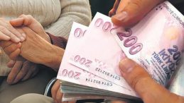 En D&uuml;ş&uuml;k Emekli Aylığı 20 Bin TL'ye Y&uuml;kseldi