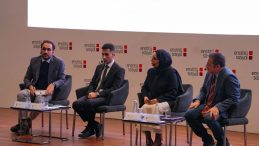 Enstit&uuml; Sosyal'in "T&uuml;rkiye'de Dijital Kumar" Raporu Yayınlandı: Bağımlılık Yaşı 16'ya D&uuml;şt&uuml;