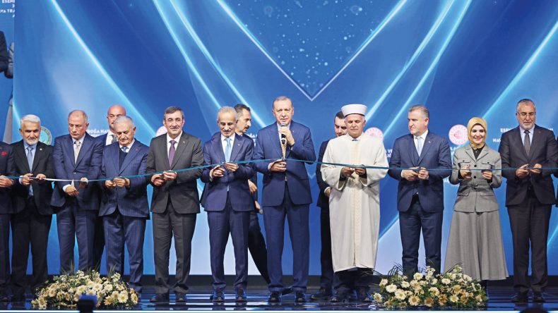 Erdoğan&rsquo;dan Esenboğa A&ccedil;ılışı