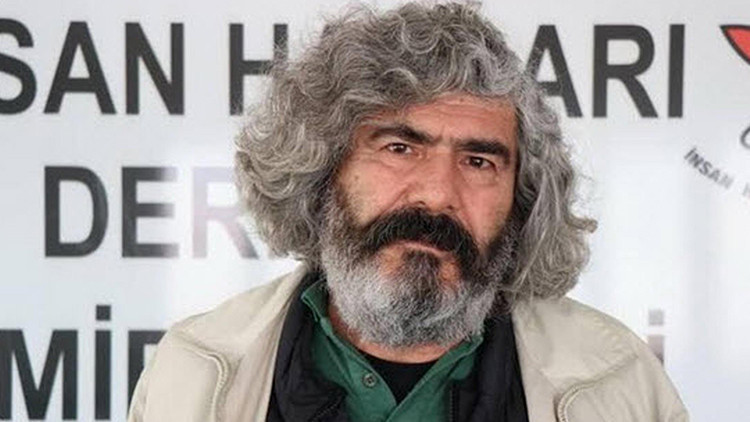 Eski İHD Şube Başkanı Sokak Ortasında Hayatını Kaybetti