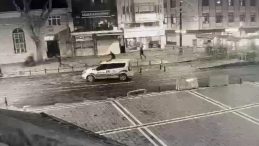 Fatih'te Silahlı Saldırı: Ka&ccedil;an Ş&uuml;pheliler Polisle Karşı Karşıya Geldi!