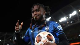 Fenerbah&ccedil;e'de Ademola Lookman Transferine Odaklanıldı! S&ouml;rloth'un Geleceği Belirsiz&hellip;