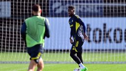 Fenerbah&ccedil;e'de Jhon Duran FCSB Deplasmanında Oynayamayacak!