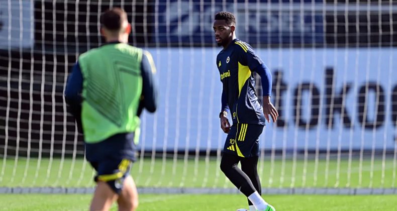 Fenerbah&ccedil;e'de Jhon Duran FCSB Deplasmanında Oynayamayacak!