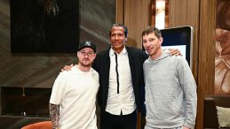 Fenerbah&ccedil;e'nin Eski Yıldızları Alves ve Stoch'tan S&uuml;per Kupa A&ccedil;ıklamalar!