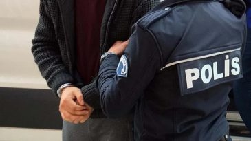 FET&Ouml; h&uuml;k&uuml;ml&uuml;s&uuml; emniyet m&uuml;d&uuml;r&uuml; yakalandı