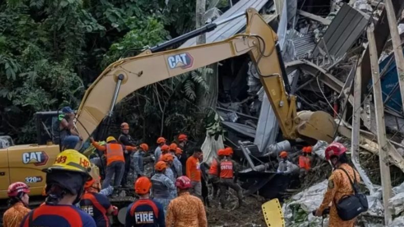 Filipinler&rsquo;de &Ccedil;&ouml;p Sahası Faciası: 4 &Ouml;l&uuml;, 12 Yaralı