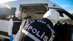 Firari H&uuml;k&uuml;ml&uuml; Husumetlisini Evinde Vurdu