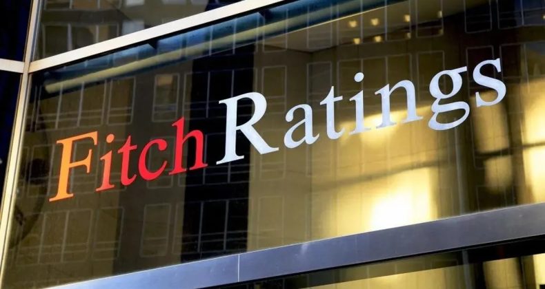 Fitch, T&uuml;rkiye'nin Kredi Notu G&ouml;r&uuml;n&uuml;m&uuml;n&uuml; 'Pozitif' Olarak G&uuml;ncelledi