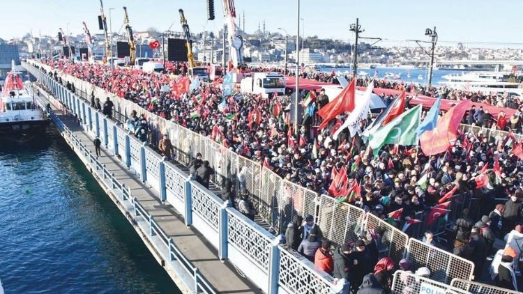 Galata&rsquo;da B&uuml;y&uuml;k Filistin Buluşması Ger&ccedil;ekleşti