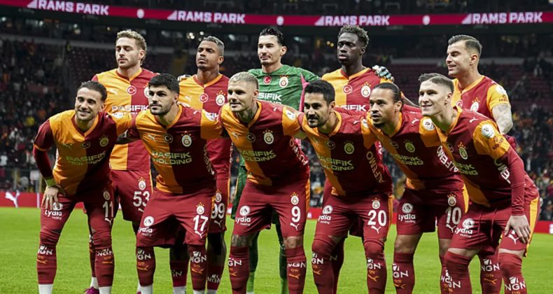 Galatasaray'ın Manchester kafilesi belli oldu!