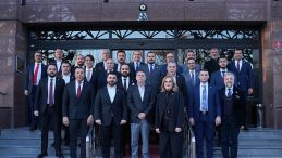 Gen&ccedil;lerbirliği'nde Yeni Y&ouml;netim Yapılanması!