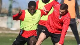 Gen&ccedil;lerbirliği'nin Antalya'da Kampı Başladı!