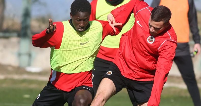 Gen&ccedil;lerbirliği'nin Antalya'da Kampı Başladı!