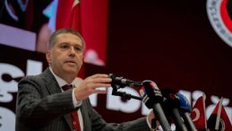 Gen&ccedil;lerbirliği&rsquo;nde kongre &ouml;ncesi naylon &uuml;yelik depremi! Arda &Ccedil;akmak y&ouml;netiminde yeni kriz