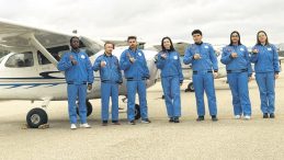 Gen&ccedil;lerin G&ouml;ky&uuml;z&uuml;ndeki Rehberi &lsquo;Gen&ccedil; Kanatlar&rsquo;