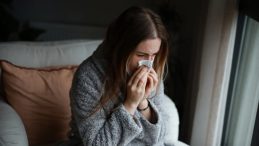 Gripte 2 Kat Artış! Uzmanlardan &Ouml;nemli Uyarı: İlk 48 Saat Kritik