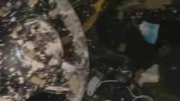 Havalimanındaki Taksi Yolcuları Şof&ouml;r&uuml; Darbederken Ka&ccedil;tı!