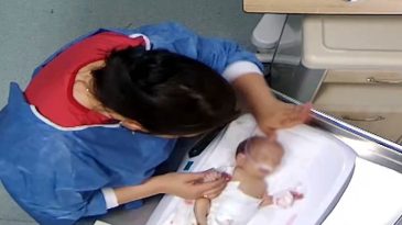 Hemşire Dehşeti: 5 G&uuml;nl&uuml;k Bebeği D&ouml;verek Engelli Kalmasına Sebep Oldu! Korkun&ccedil; Olayın G&ouml;r&uuml;nt&uuml;leri Ortaya &Ccedil;ıktı