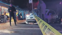 Husumetlisini Boğazından Bı&ccedil;akladı