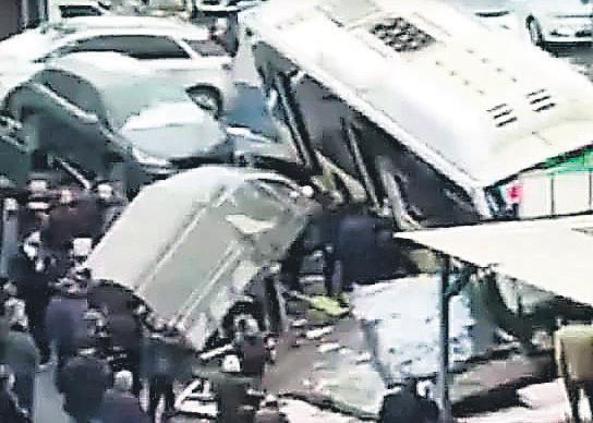 İETT Otobüsü Kaza Anı