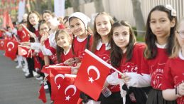 İkinci D&ouml;nem Başlıyor… Dersimiz &lsquo;Bayrak Sevgisi&rsquo;