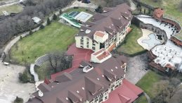 İkinci Otelinin İnşaatı M&uuml;h&uuml;rlendi