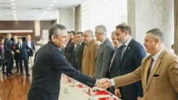 İl Başkanları ve Kanaat &Ouml;nderleriyle Doğu ve G&uuml;neydoğu Buluşması