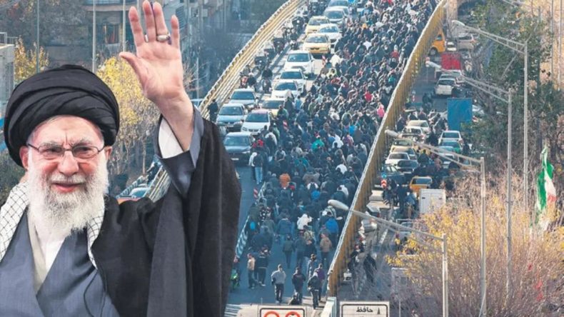 İran'ın Dini Lideri Hamaney: Esnafın Şikayetleri Ge&ccedil;erli Ancak Kur Artışının Arkasında D&uuml;şmanlık Var