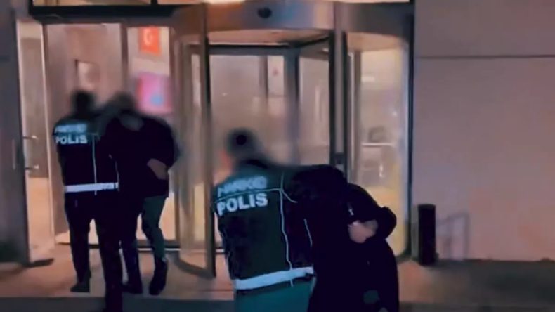 İspanya'da Gemide 10 Ton Kokain Ele Ge&ccedil;irildi, 7 Kişi G&ouml;zaltında