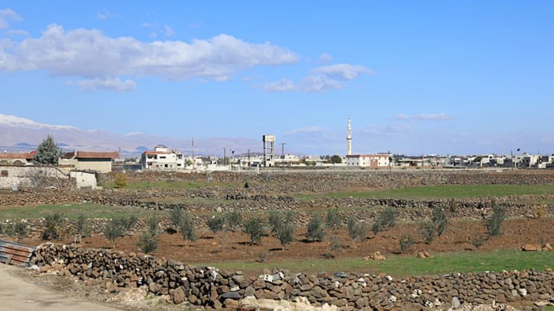 İsrail U&ccedil;akları, Suriye'nin G&uuml;neyindeki Tarım Arazilerine Belirsiz Maddeler Yaydı!