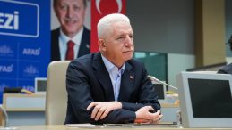 İstanbul Valisi G&uuml;l, AFAD'da Karla M&uuml;cadele &Ccedil;alışmalarını İnceledi!