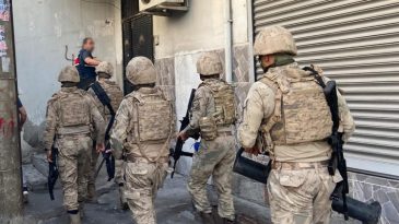 İstanbul'da DHKP-C Operasyonu: 4 G&ouml;zaltı