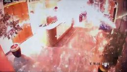 İstanbul'da Şok Edici Olay: Kargoyla Rakibine Bomba G&ouml;nderildi! 3 Yaralı