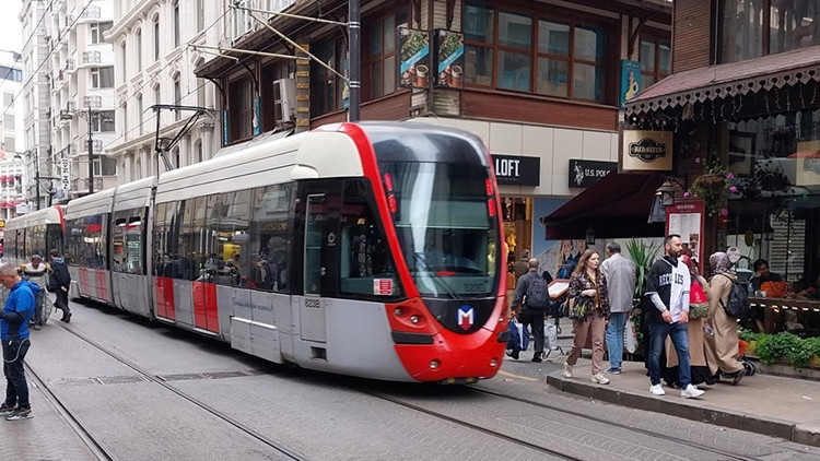 İstanbul'da Tramvay Seferlerinde Sorun